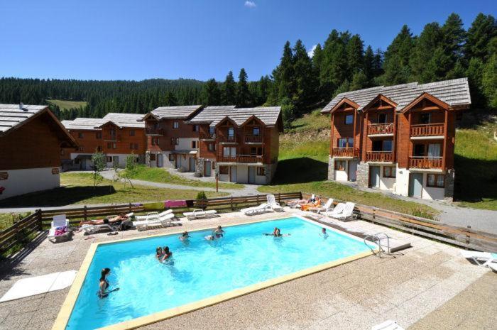 Les Chalets Du Parc Aux Etoiles - Cimes Et Neige Apartment Puy-Saint-Vincent Ngoại thất bức ảnh
